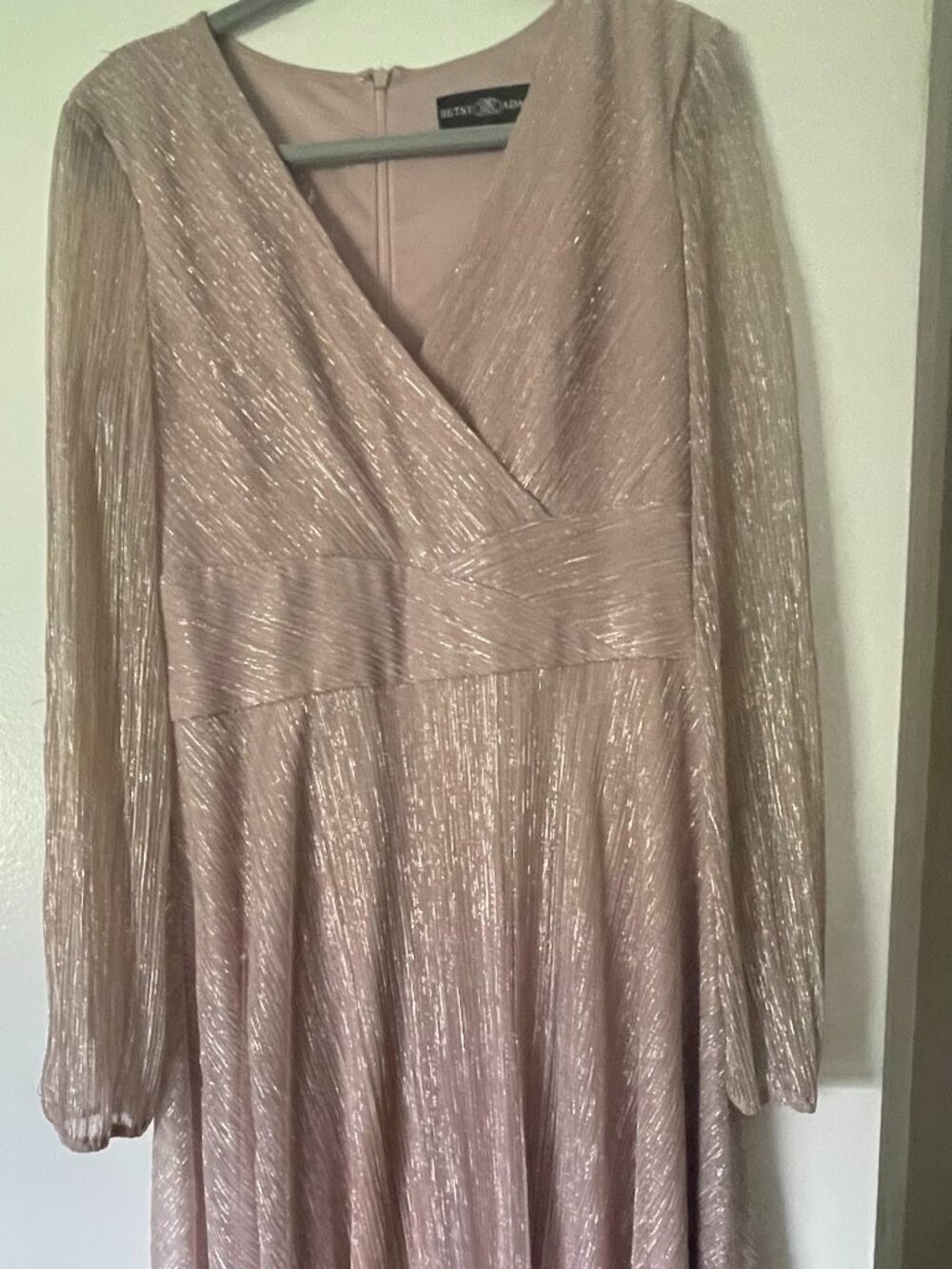 Betsy & Adam Metallic Knit V-Neck Long Sleeve A-Line Gown